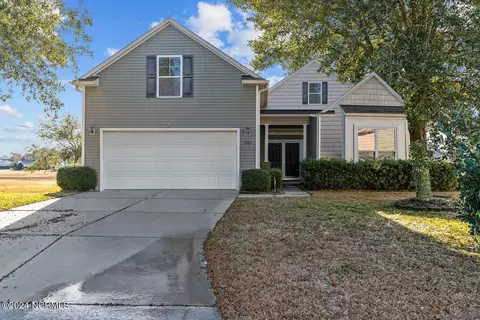 5005 Jetty Ct, Southport, NC 28461
