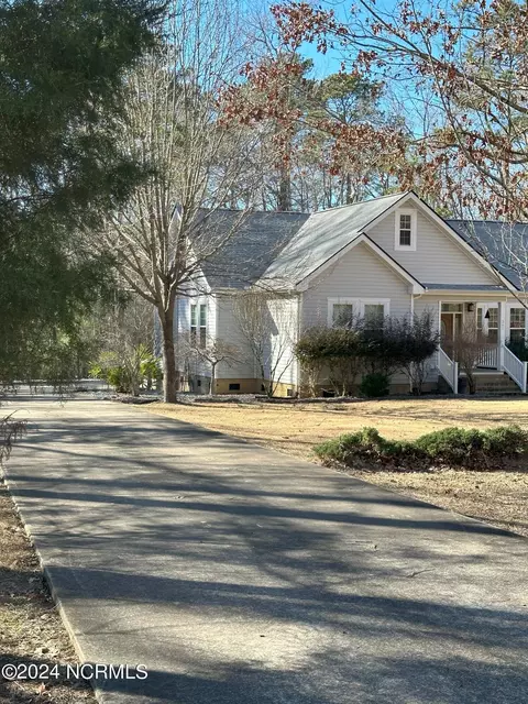 Exterior - 361 Island Dr, Chocowinity, NC 27817 photo 4 of 14