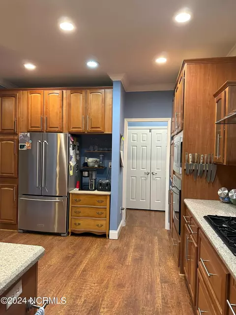 Kitchen - 361 Island Dr, Chocowinity, NC 27817 photo 3 of 3