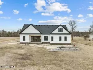 450 Pointe Vista Dr, Elizabeth City, NC 27909