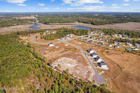 283 E Ivybridge Dr, Hubert, NC 28539 photo 37