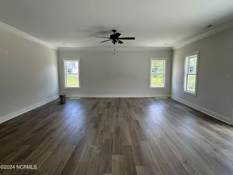 283 E Ivybridge Dr, Hubert, NC 28539 photo 4