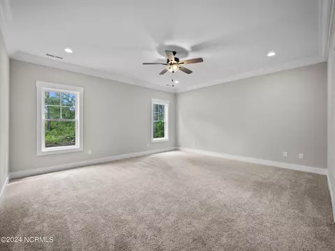 236 E Ivybridge Dr, Hubert, NC 28539 photo 6