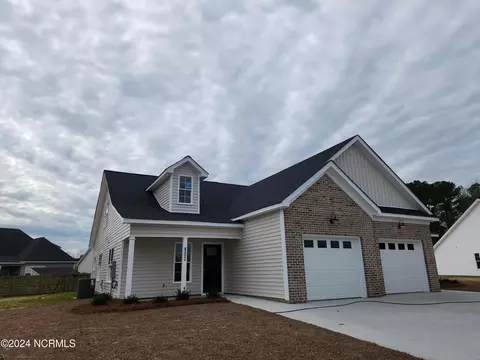 837 Sarah Rebecca Dr, Greenville, NC 27834