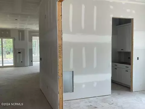 Entry Way - 400 Kramer Ct, Pinehurst, NC 28374 photo 1 of 3