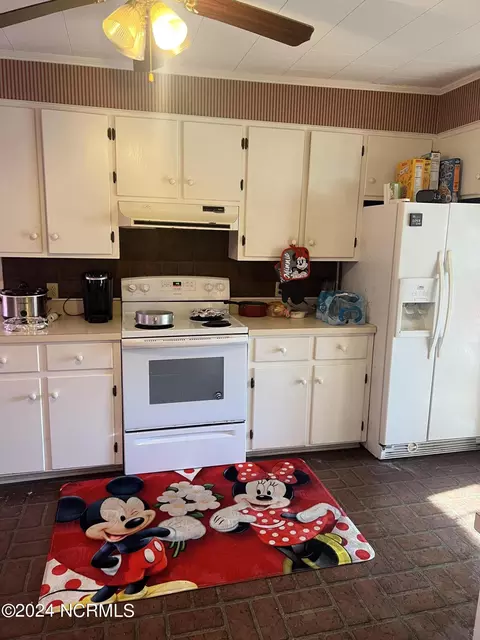 307 Broad St, Aulander, NC 27805 photo 7