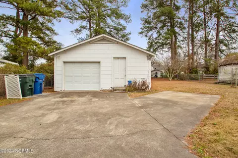 703 Abbott St, Kinston, NC 28504 photo 3
