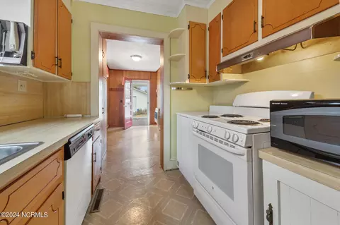 703 Abbott St, Kinston, NC 28504 photo 12