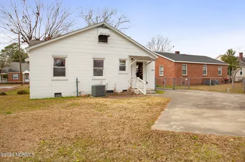 703 Abbott St, Kinston, NC 28504 photo 5