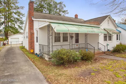 703 Abbott St, Kinston, NC 28504 photo 2