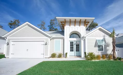1600 Harbour Place Dr, Calabash, NC 28467