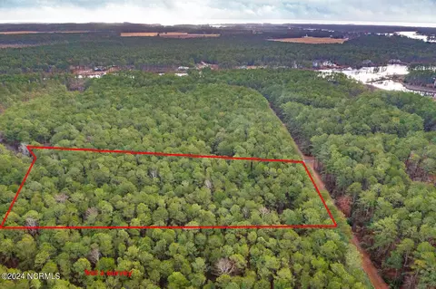 20 Headwaters Dr, Oriental, NC 28571