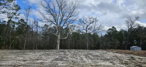 220 Mintz Cemetery Rd NW, Ocean Isle Beach, NC 28469