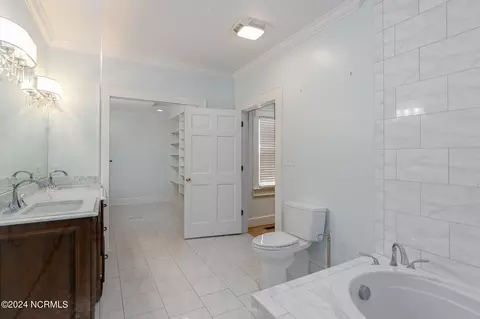 202 E Arrowhead Dr, Clinton, NC 28328 photo 22