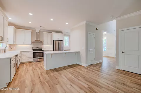 Living - 745 Burning Tree Rd, Pinehurst, NC 28374 photo 1 of 4