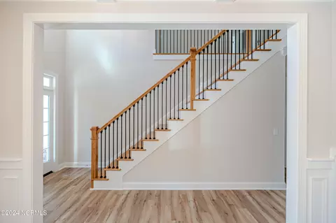 Entry Way - 745 Burning Tree Rd, Pinehurst, NC 28374 photo 2 of 7