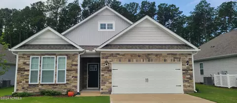 6002 Bayberry Park Dr, New Bern, NC 28562