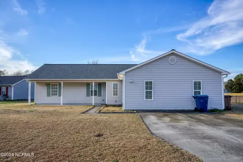 320 Steller Rd, Jacksonville, NC 28540