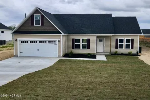 306 Francktown Rd, Richlands, NC 28574