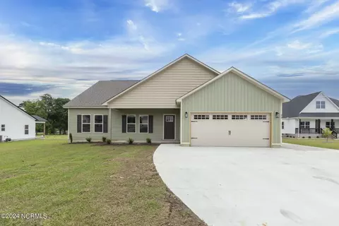310 Francktown Rd, Richlands, NC 28574