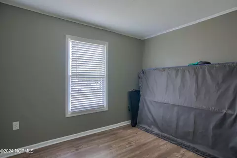 Bedroom - 110 Riegel Dr, Hubert, NC 28539 photo 2 of 4