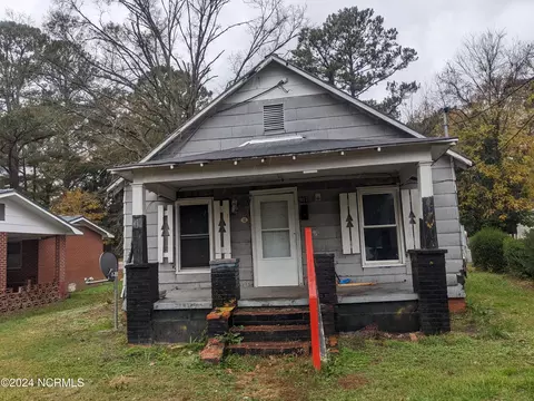 807 Wilson St, Plymouth, NC 27962
