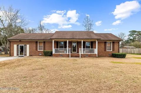 124 Craven Dr, Havelock, NC 28532