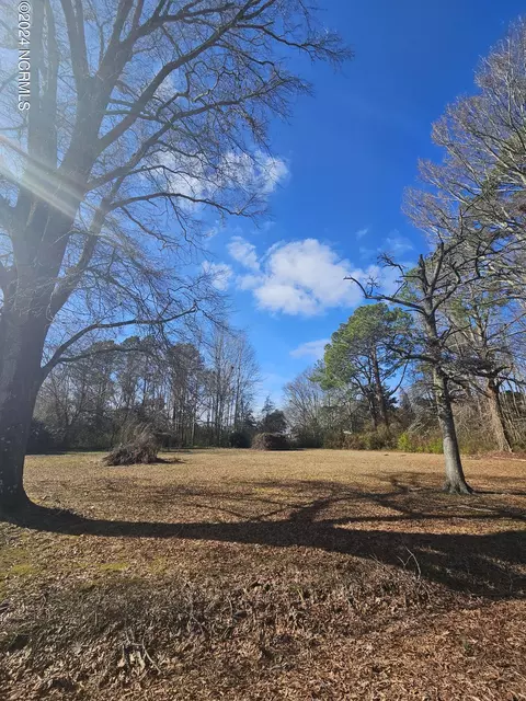 106 Duke St, Camden, NC 27921