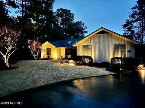 1 Highland Dr, Whispering Pines, NC 28327