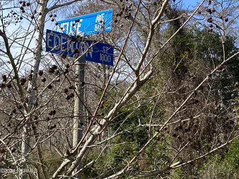 196 Neuse Ave, New Bern, NC 28562
