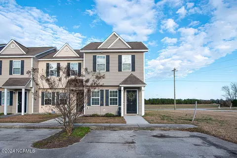 207 Lanieve Ct #12, Hubert, NC 28539