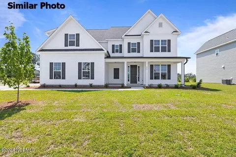 454 Northern Pintail Pl, Hampstead, NC 28443