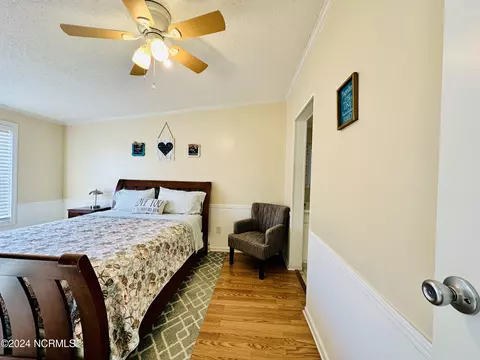 814 Mast Ct, Hampstead, NC 28443 photo 30