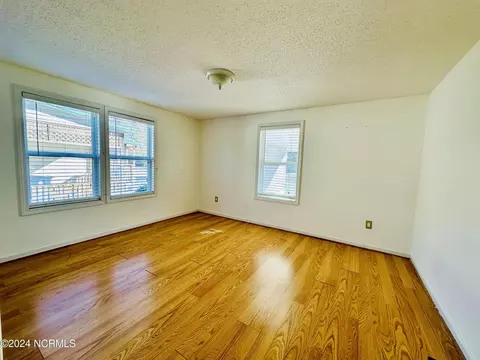 814 Mast Ct, Hampstead, NC 28443 photo 35