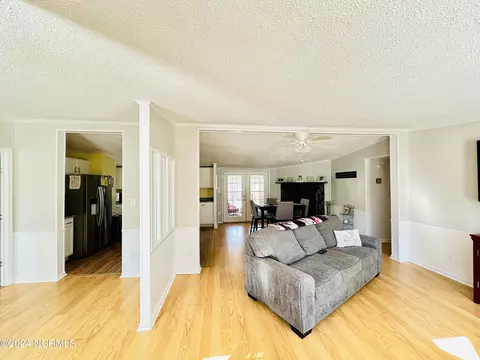 814 Mast Ct, Hampstead, NC 28443 photo 6