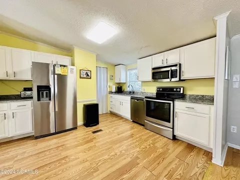 814 Mast Ct, Hampstead, NC 28443 photo 20