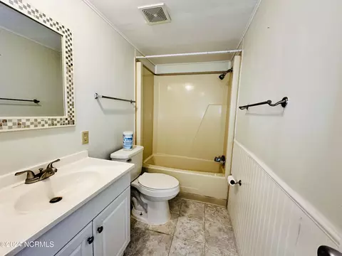 814 Mast Ct, Hampstead, NC 28443 photo 38