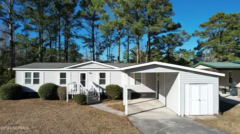 814 Mast Ct, Hampstead, NC 28443 photo 1