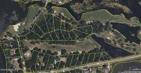 320 Blane Ct, Sunset Beach, NC 28468