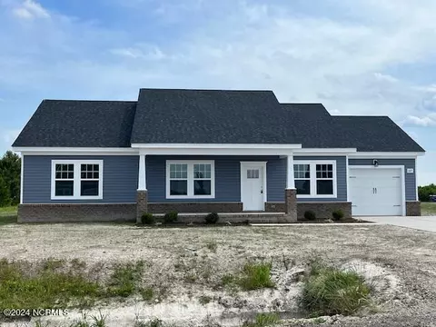 107 Strawberry Acres Dr, Elizabeth City, NC 27909