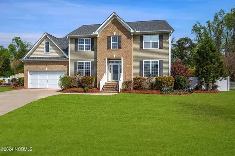 1904 Limerick Ln, Winterville, NC 28590