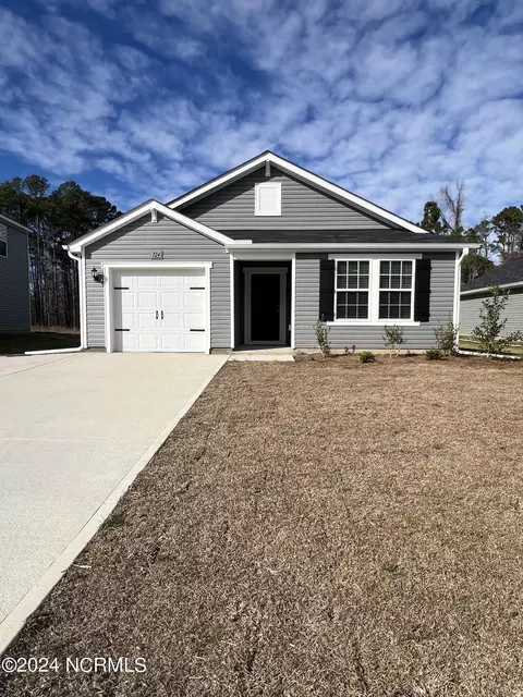 724 Conductor Ct, Vass, NC 28394