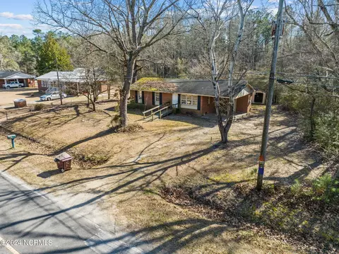 1561 Patterson Rd, Kinston, NC 28504