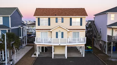 50 Wilmington St, Ocean Isle Beach, NC 28469