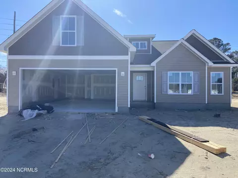 713 Oleander Dr, Greenville, NC 27858