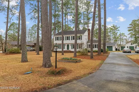 5114 Springwood Dr, Trent Woods, NC 28562