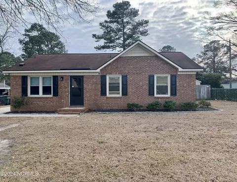 2814 Edwards St, Greenville, NC 27858