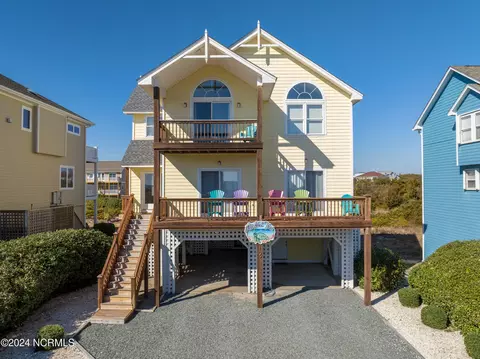 109 N Permuda Wynd Dr, North Topsail Beach, NC 28460
