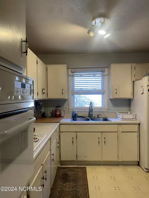 1102 Hylan Ave, Hamlet, NC 28345 photo 14