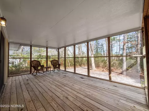202 Hickory Ln, Hampstead, NC 28443 photo 9